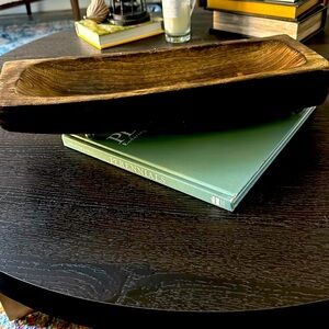 Dough bowl brown wood great condition 
Used for staging only